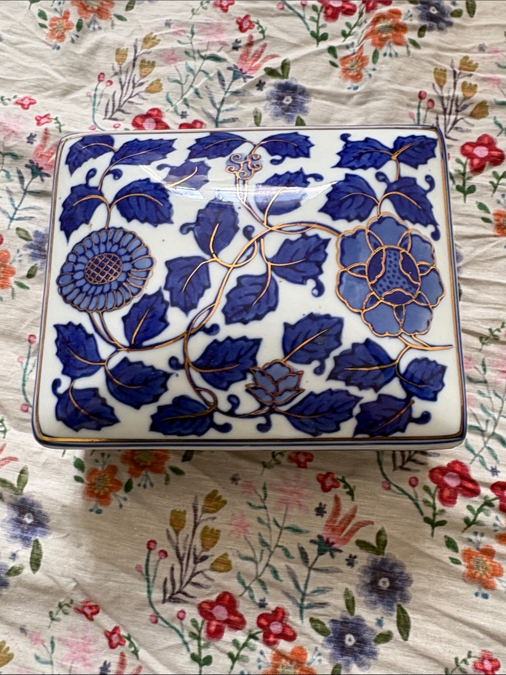 VINTAGE Blue and Gold Floral Porcelain Decorative Box
